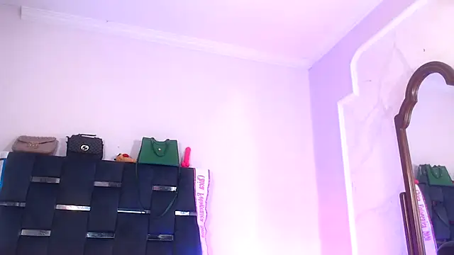 sexy-luna-star-ts online show from 10-15-25, 02:47