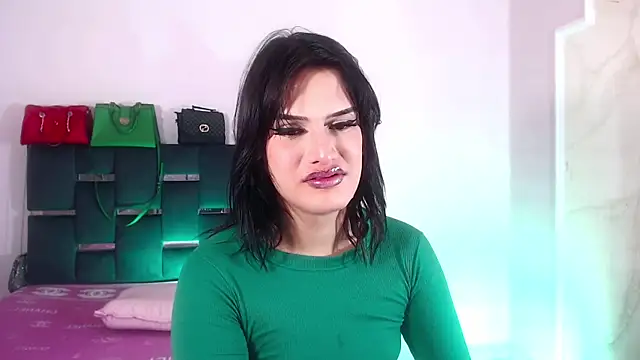 sexy-luna-star-ts online show from 10-26-25, 02:39