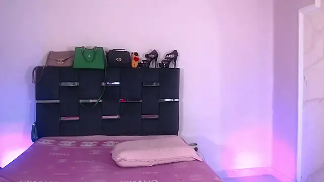 sexy-luna-star-ts online show from 11-01-25, 03:13