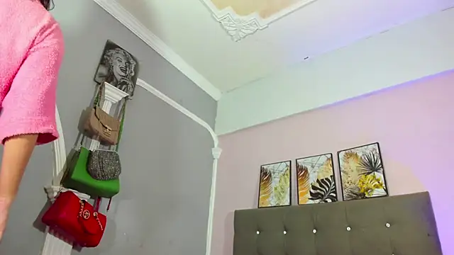 sexy-luna-star-ts online show from 12-20-25, 09:28