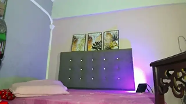 sexy-luna-star-ts online show from 12-19-25, 07:05