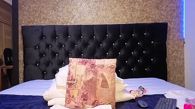 emma xuee online show from 09-16-25, 06:53