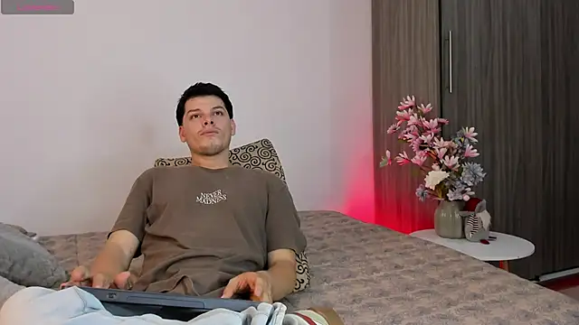  Ottis  online show from 02-12-26, 11:04