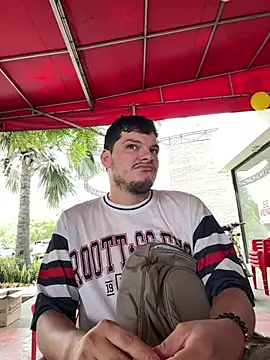  Ottis  online show from 04-10-26, 02:35