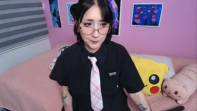 Miwa violet online show from 12-01-25, 09:15