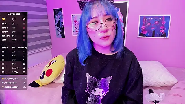 Snapshot of Miwa_violet chatting on 03-17-25, 12:10 Miwa violet online show from 03-17-25, 12:10
