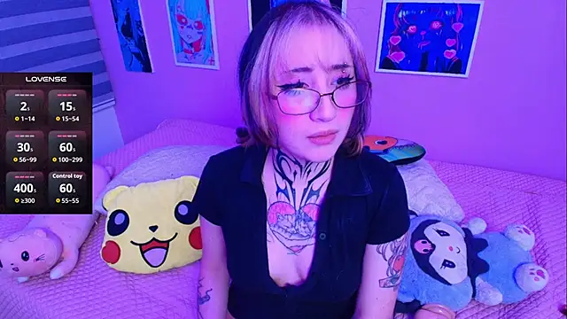 Miwa violet online show from 02-20-26, 06:19