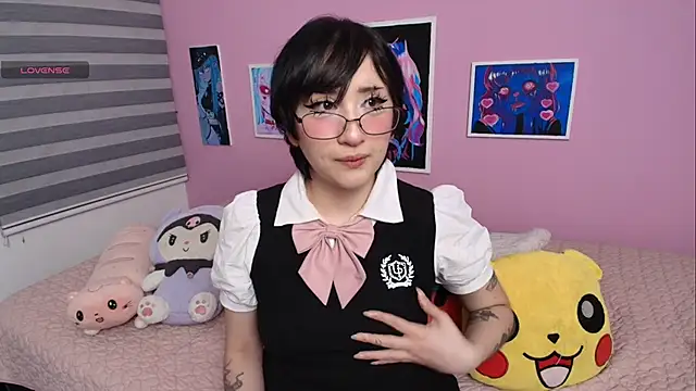 Snapshot of Miwa_violet chatting on 09-18-25, 12:02 Miwa violet online show from 09-18-25, 12:02