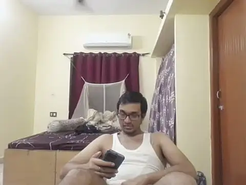 THE NAKED BOY online show from 11-12-25, 01:04