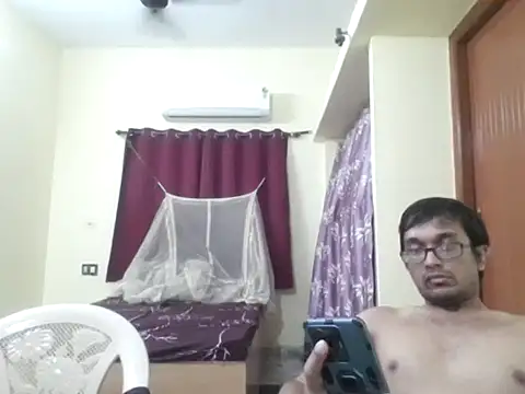 THE NAKED BOY online show from 11-13-25, 04:00