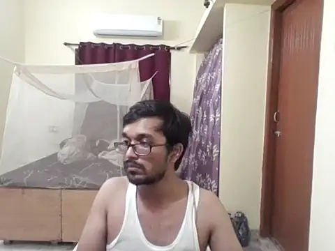 THE NAKED BOY online show from 04-22-26, 02:57