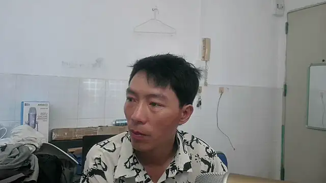 xhqds online show from 04-21-26, 04:52