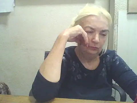 Meri798 online show from 10-13-25, 07:26