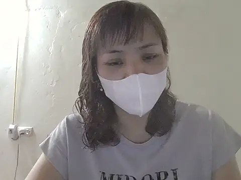 Snapshot of Angela-Eira chatting on 05-06-26, 10:41 Angela-Eira online show from 05-06-26, 10:41