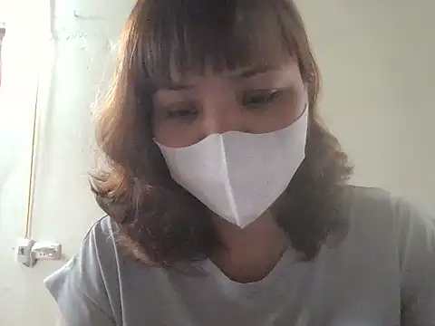 Snapshot of Angela-Eira chatting on 05-05-26, 01:30 Angela-Eira online show from 05-05-26, 01:30