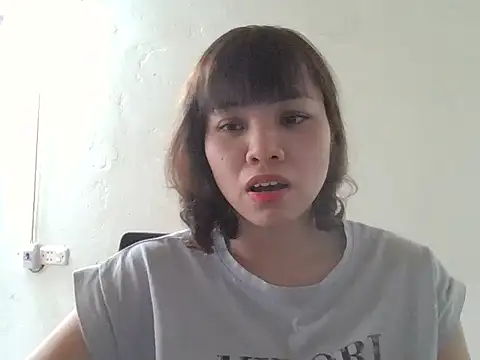 Angela-Eira online show from 12-18-25, 09:03