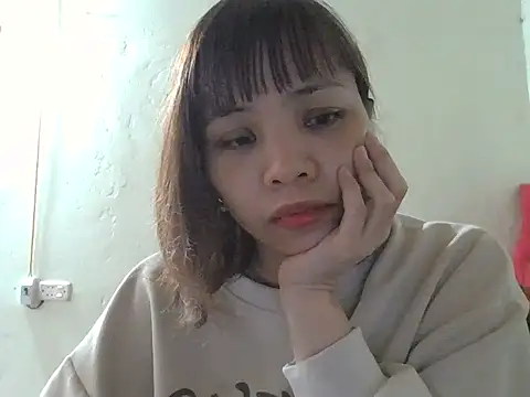 Angela-Eira online show from 11-04-25, 09:02