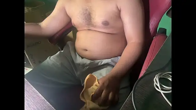 Snapshot of telugu_boy_ chatting on 02-23-25, 08:39 telugu boy online show from 02-23-25, 08:39