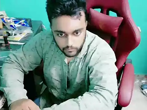 Snapshot of telugu_boy_ chatting on 09-23-25, 02:02 telugu boy online show from 09-23-25, 02:02