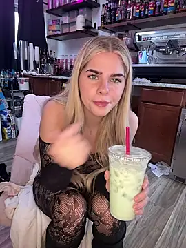 delicioussdixie online show from 12-15-25, 06:47