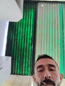 weedmanhot28 online show from 05-07-26, 07:56