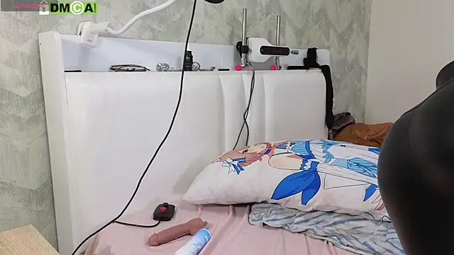 KawaiiNullify online show from 10-25-25, 10:03