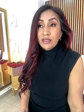 MonicaMoret online show from 10-06-25, 12:17