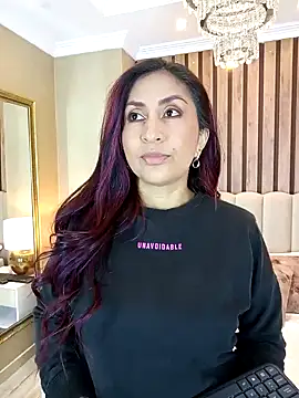 MonicaMoret online show from 03-10-25, 12:06