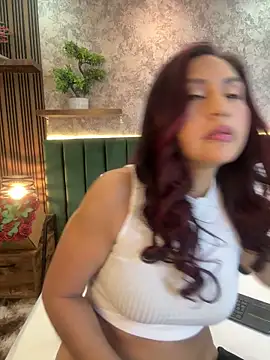 MonicaMoret online show from 06-18-26, 12:32