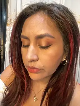 MonicaMoret online show from 12-05-25, 12:15