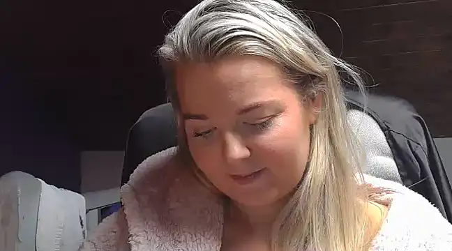 Jessica69G online show from 01-28-25, 01:59