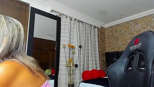 stella xue online show from 03-05-25, 10:54