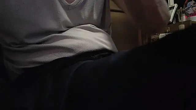 Snapshot of hidenyan02 chatting on 09-14-25, 10:59 hidenyan02 online show from 09-14-25, 10:59