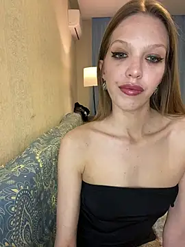 Snapshot of KateMariett chatting on 04-19-26, 09:06 KateMariett online show from 04-19-26, 09:06