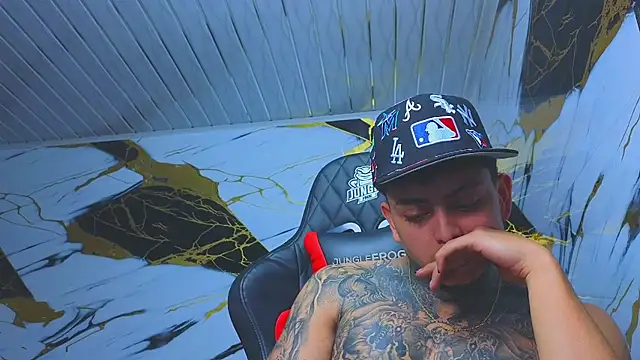 Kevin22 222 online show from 11-27-25, 05:08