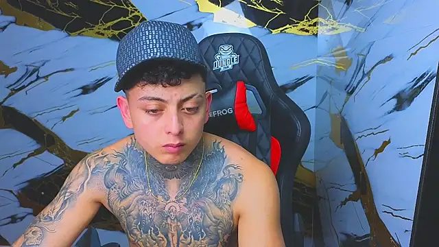 Kevin22 222 online show from 11-12-25, 05:00