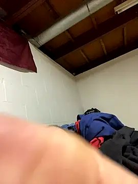 bighung1990 online show from 12-02-25, 08:27