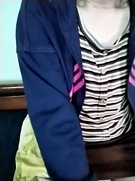 Luxcute286 online show from 03-10-26, 12:25