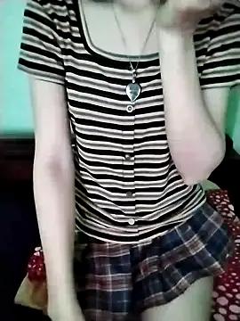 Luxcute286 online show from 05-02-26, 11:54