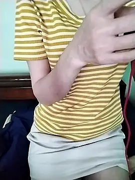 Luxcute286 online show from 05-19-26, 12:15