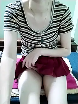 Snapshot of Luxcute286 chatting on 06-20-26, 01:05 Luxcute286 online show from 06-20-26, 01:05