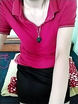 Snapshot of Luxcute286 chatting on 07-14-26, 02:00 Luxcute286 online show from 07-14-26, 02:00