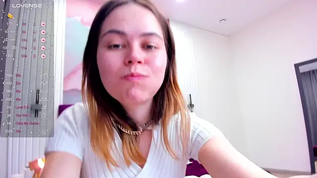 Kelly Cuutie online show from 03-21-25, 09:45