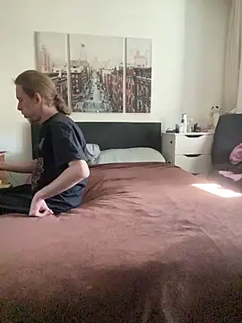 Dudetime online show from 10-29-25, 12:37