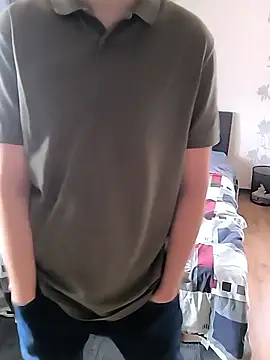 Snapshot of Naked_Ben chatting on 01-12-26, 01:18 Naked Ben online show from 01-12-26, 01:18