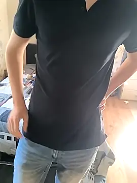 Snapshot of Naked_Ben chatting on 09-19-25, 12:42 Naked Ben online show from 09-19-25, 12:42