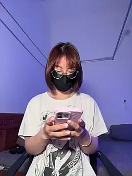 Baby Claraa online show from 03-12-26, 05:13