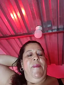 Snapshot of Fulopp15 chatting on 03-11-26, 02:05 Fulopp15 online show from 03-11-26, 02:05
