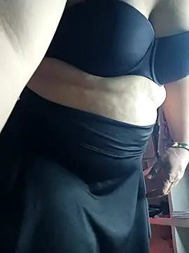 Snapshot of Fulopp15 chatting on 09-12-25, 02:01 Fulopp15 online show from 09-12-25, 02:01