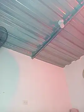 Snapshot of Fulopp15 chatting on 09-10-25, 01:59 Fulopp15 online show from 09-10-25, 01:59